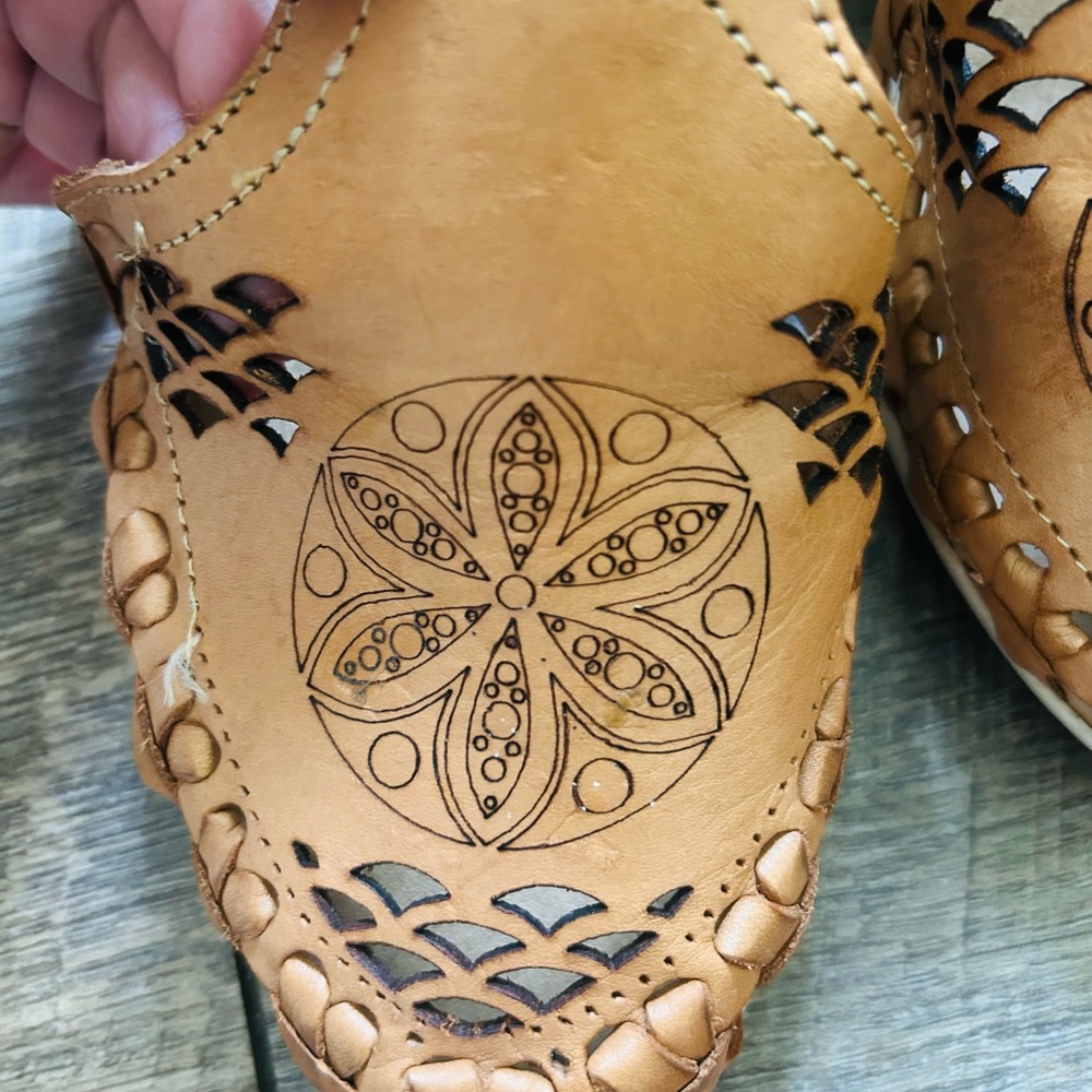 C&C Artesanías branded Mexican huarache leather sandals - Picture 4 of 8